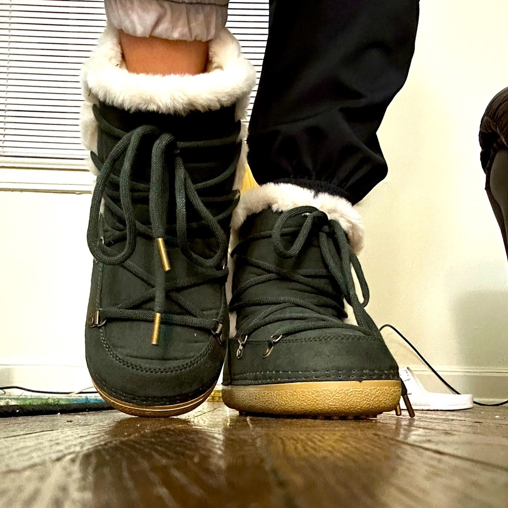 Boots/shoes - Picture 5 of 5